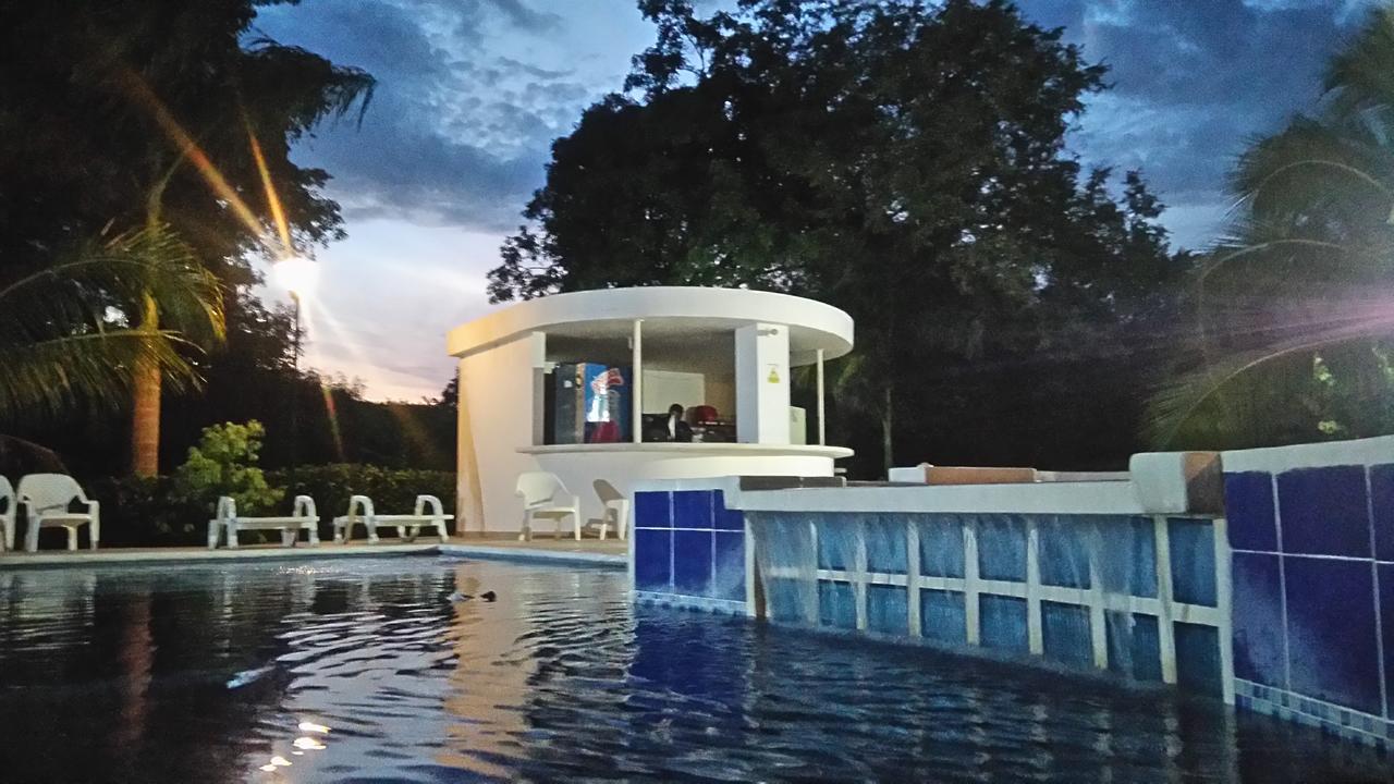Arizona Ranch Hotel Girardot Exterior foto
